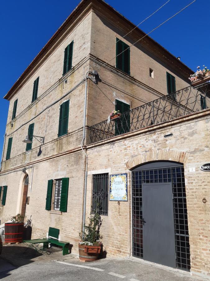 Апартаменти Palazzo Tuemi Castelplanio Екстер'єр фото